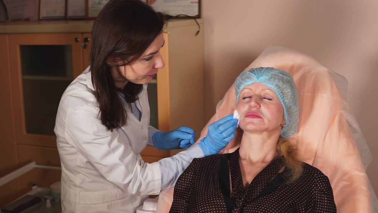 Cosmetic facial treatment in a clinic