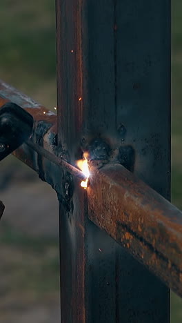 proceso de soldadura de metales