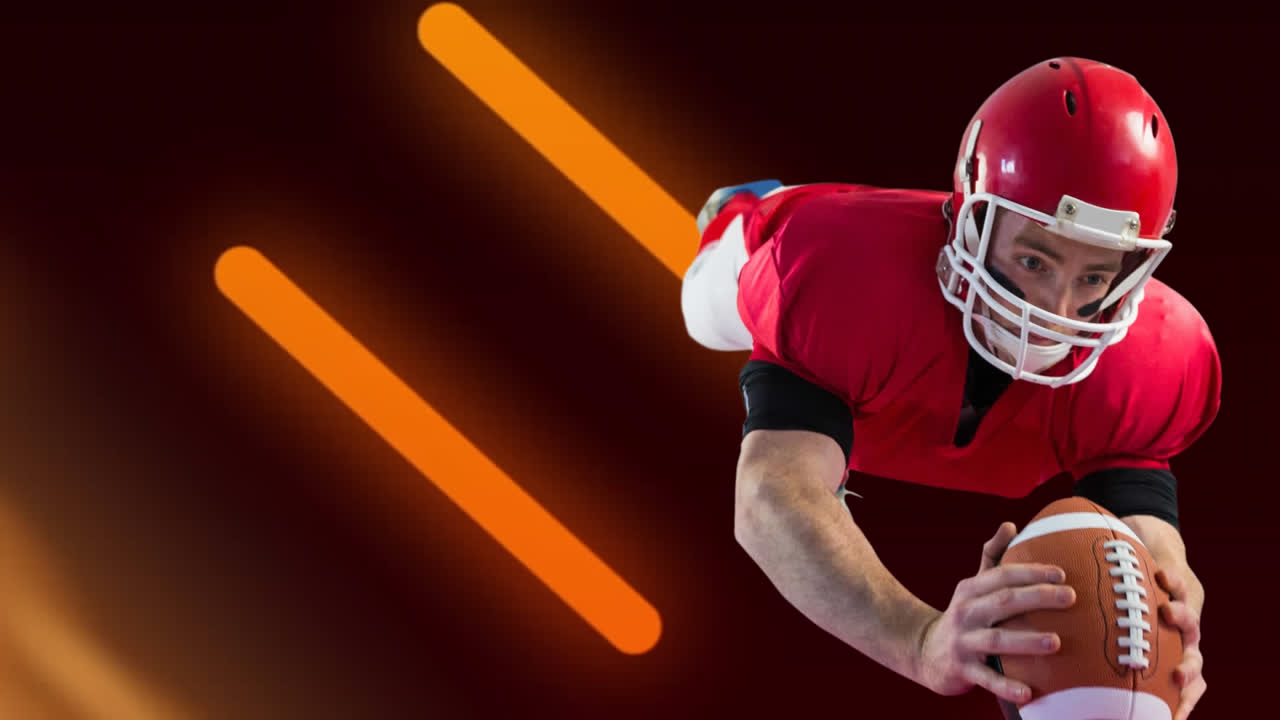 Giocatore di football americano che tiene la palla su scie luminose