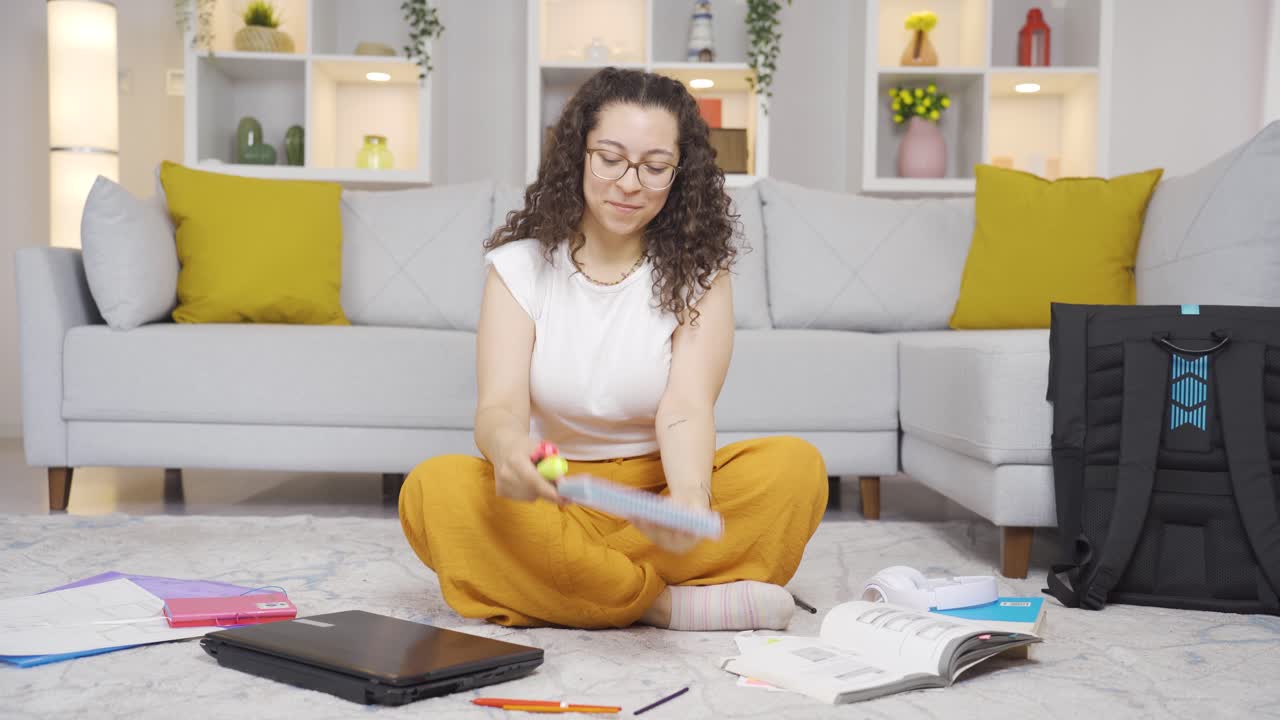 la estudiante que vino a mis clases feliz.