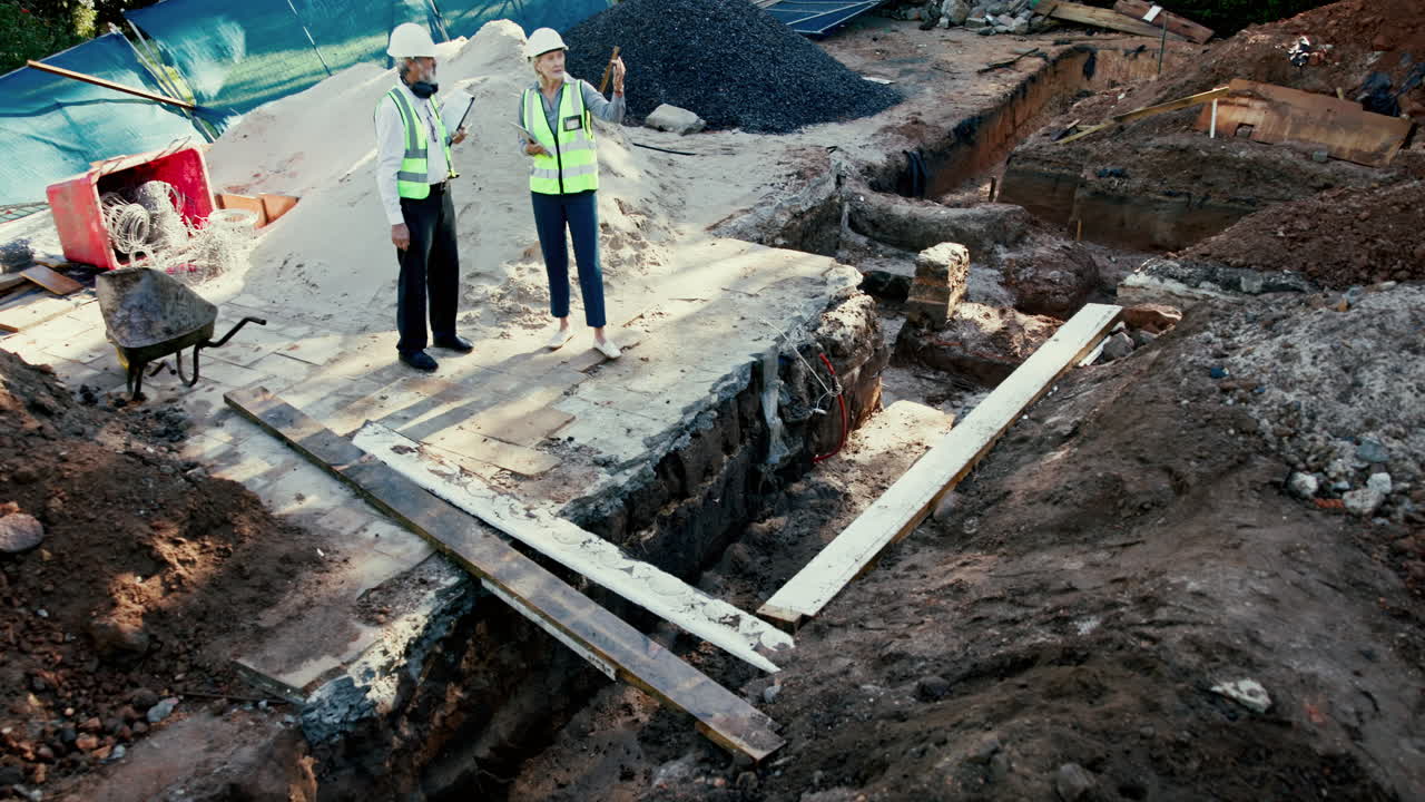 Construction site inspection with engineers