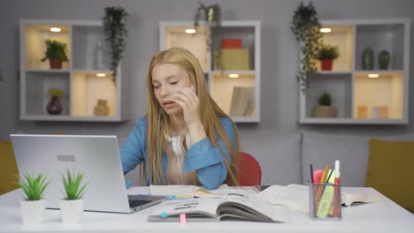 Female-student-with-dry-eye.