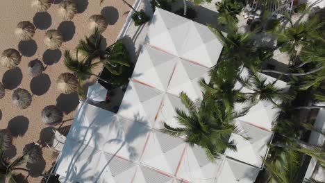 Drone-Flying-over-the-Restaurant-at-the-beach