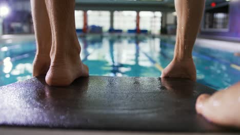 Swimmer-training-in-a-swimming-pool