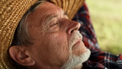 Senior-man-relaxation-in-hammock