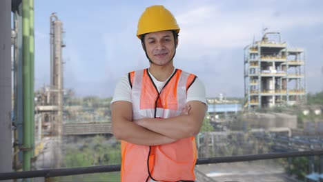 Retrato-De-Un-Trabajador-De-La-Construcción-Indio-Feliz