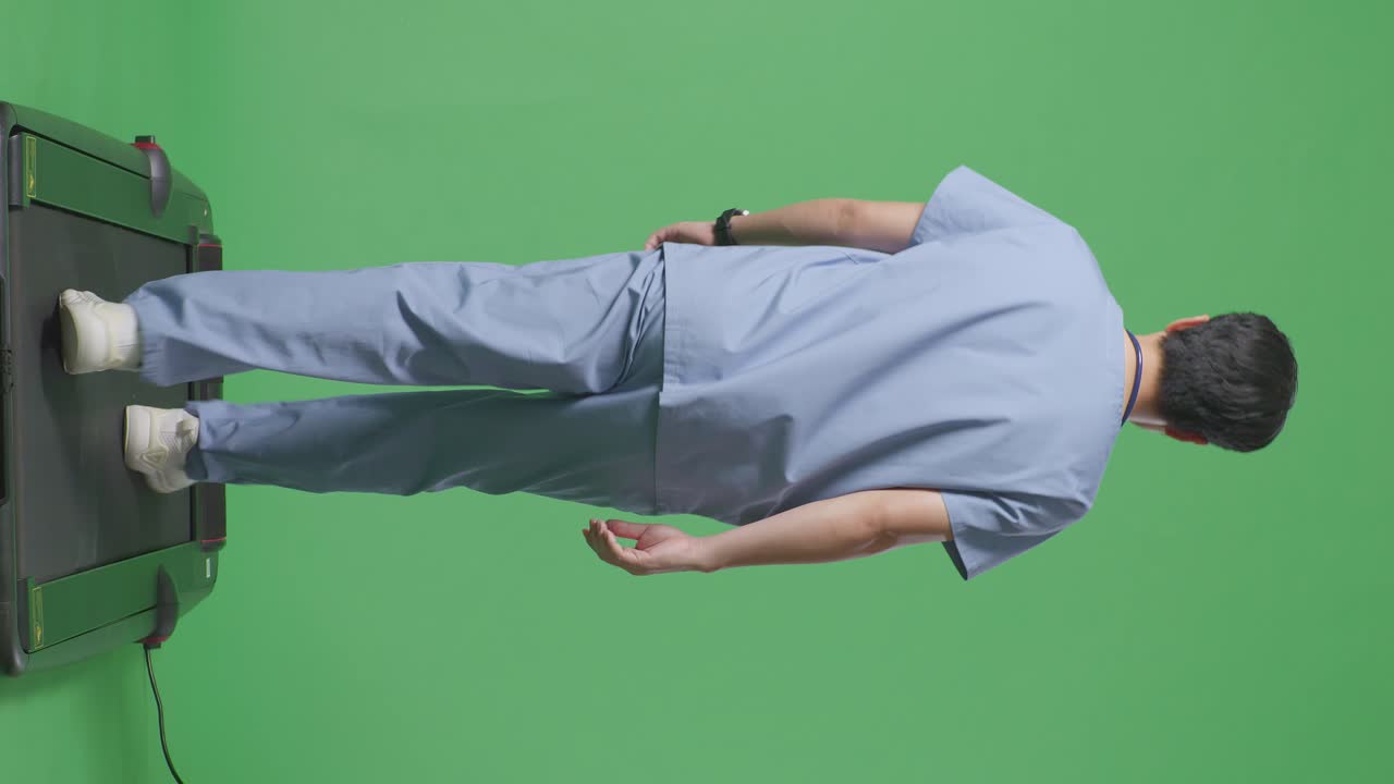 트레드밀에서 는 의사 - 녹색 화면