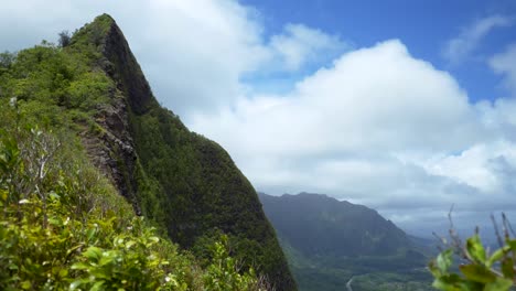 Windiger-Tag-In-Den-Bergen-Von-Oahu