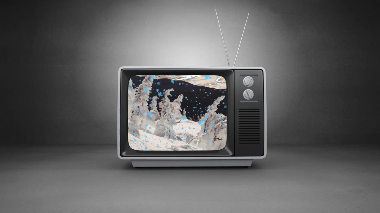 Gri arka plan üzerinde, ekranda kış manzarası olan vintage TV animasyonu.