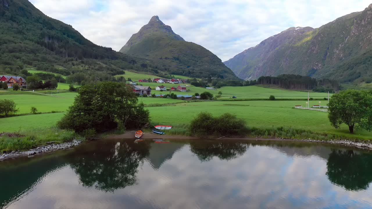 imágenes aéreas de la hermosa naturaleza de noruega