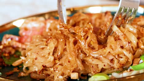 delicious pad thai