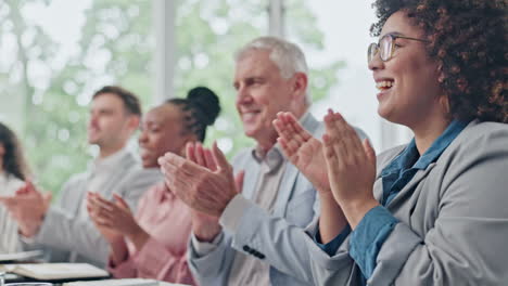 pessoas de negócios, reunião e aplausos para o seminário