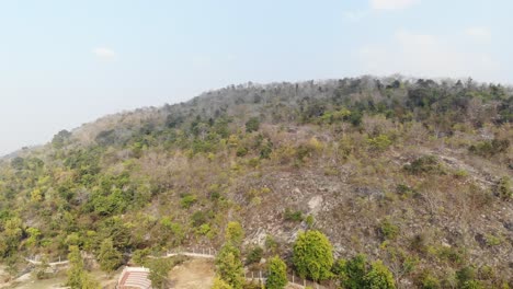 Aerial-shot-of-scenic-beauty-of-mountains-of-Maa-Kauleshwari-Temple,-Chatra