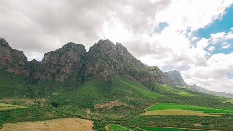 Discover the enchanting landscapes of South Africa&#039;s mountains through this hyperlapse footage, where dynamic clouds and vibrant greenery combine to create a truly mesmerizing visual experience