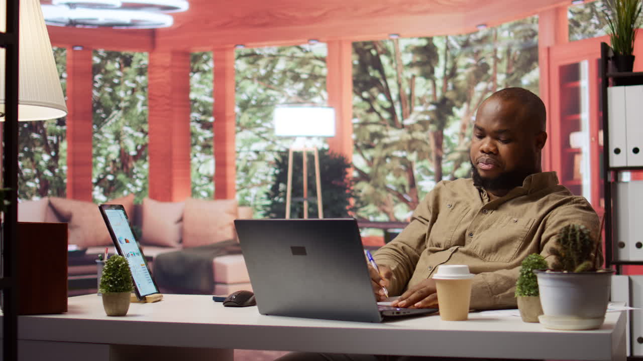 Entrepreneur transmits financial data reports and discusses resources allocation