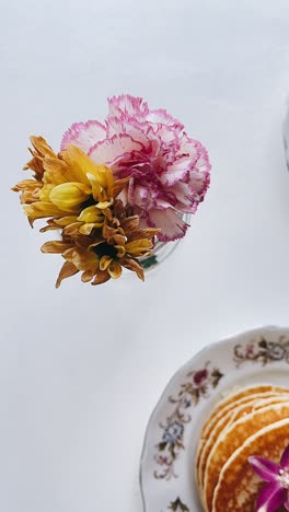 pancakes with flowers