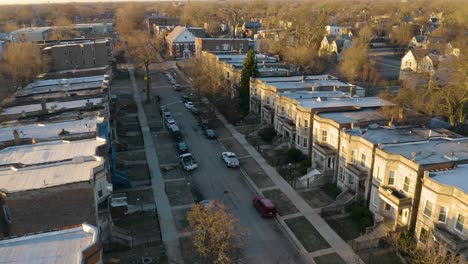 Establishing-Shot-of-South-Side-Chicago-Neighborhood,-Living-in-Poverty