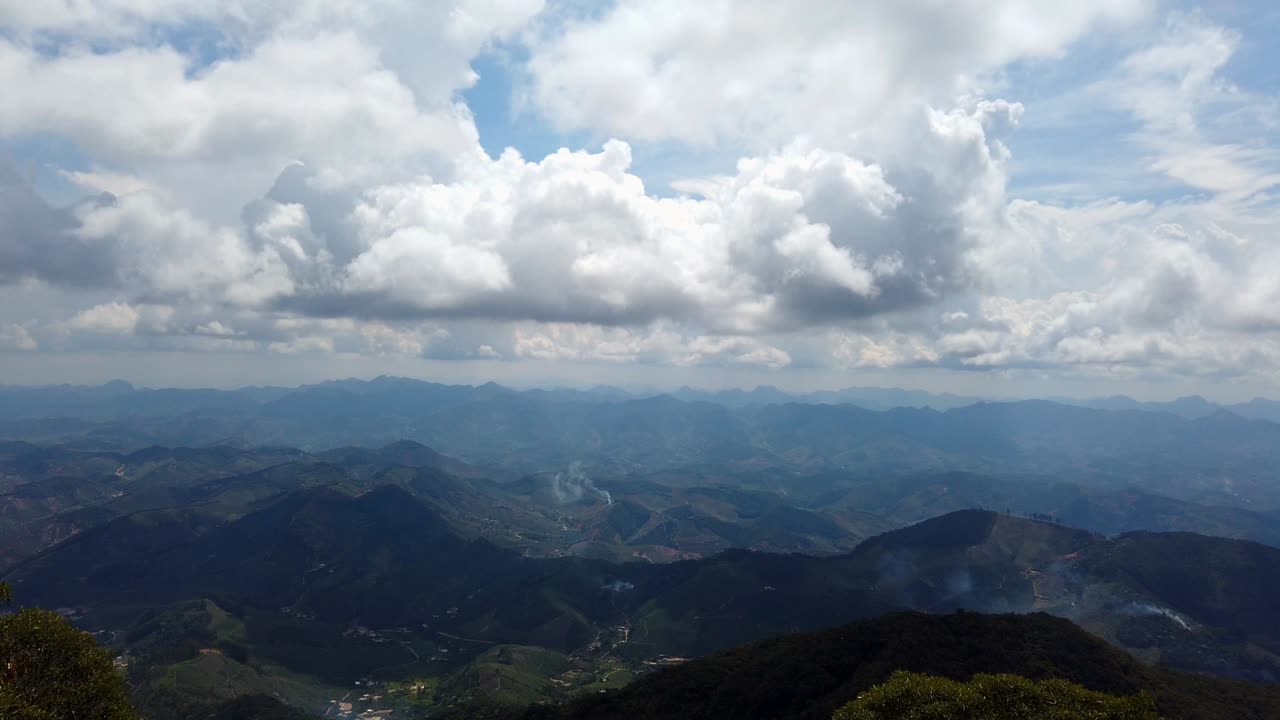 Moving timelapse of mountain range and cloudscape in Alto do Caparaó, Minas Gerais, Brazil