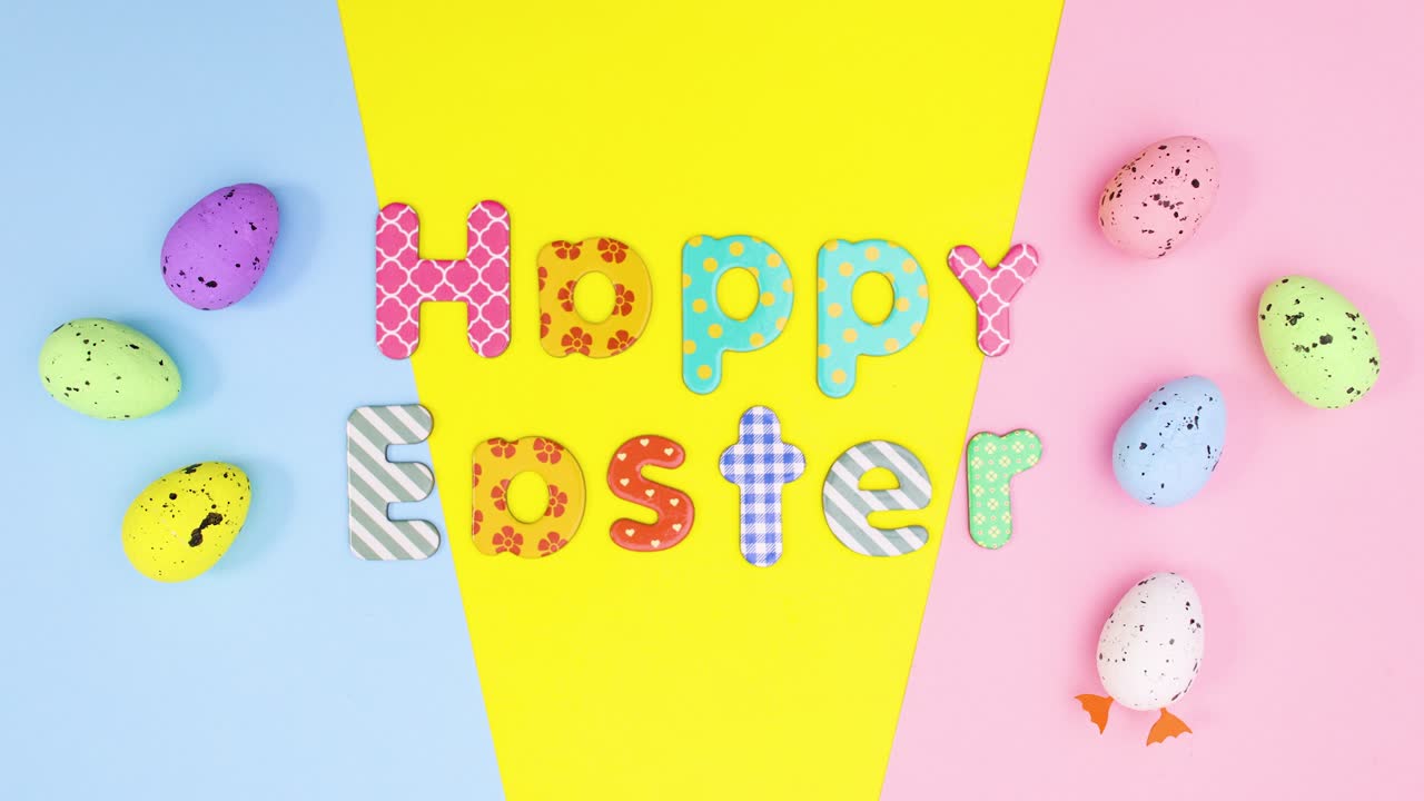 Stop motion di Buona Pasqua con testo in movimento e uova