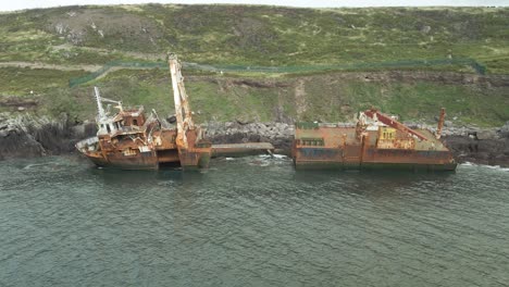 Buque-De-Carga-Pereció-Lugar-Incidente-En-Ballycotton-Cliff-Cork-Irlanda