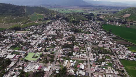 Luftaufnahme-Von-Wohnhäusern-In-Der-Stadt-Pomaire,-Melipilla,-Chile