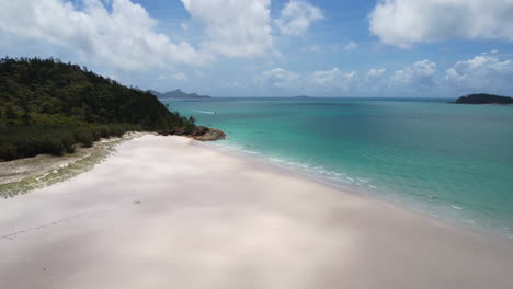 Aerial-View-of-White-Sandy-Shore-and-Turquoise-Ocean-Water,-Whitehaven-Beach,-Australia