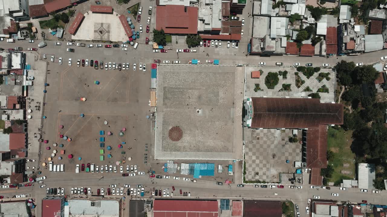 iglesia en la ciudad indígena de chamula, chiapas, méxico