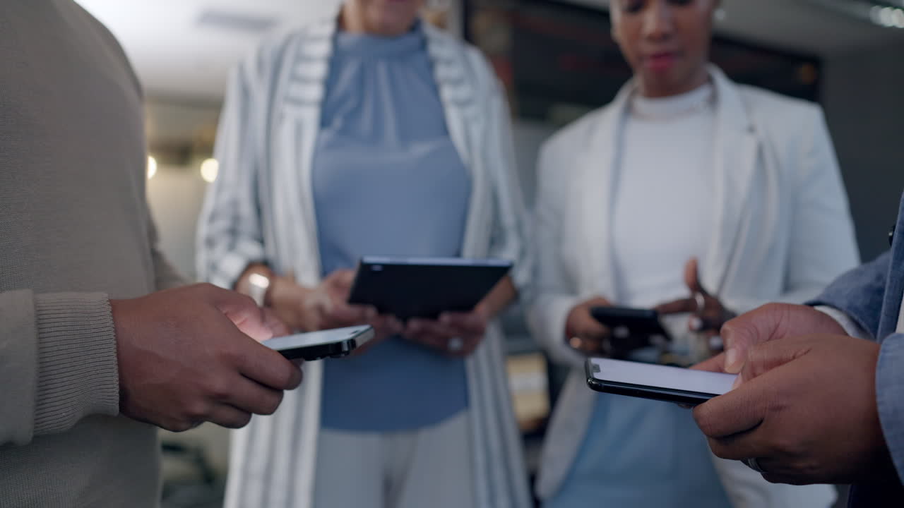 Technology, circle or hands of business people