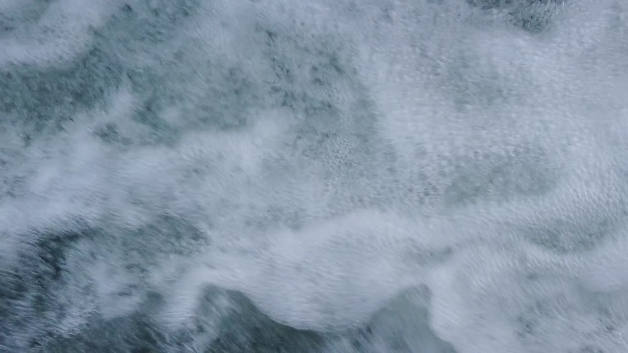 frescura y claridad en el murmullo del agua