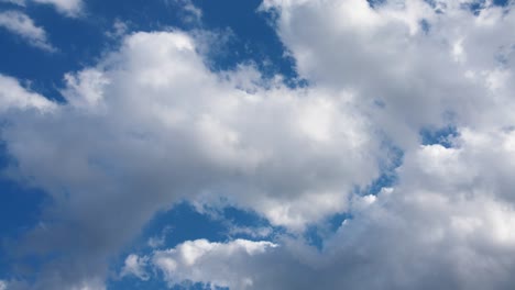 nubes en bucle de 4k