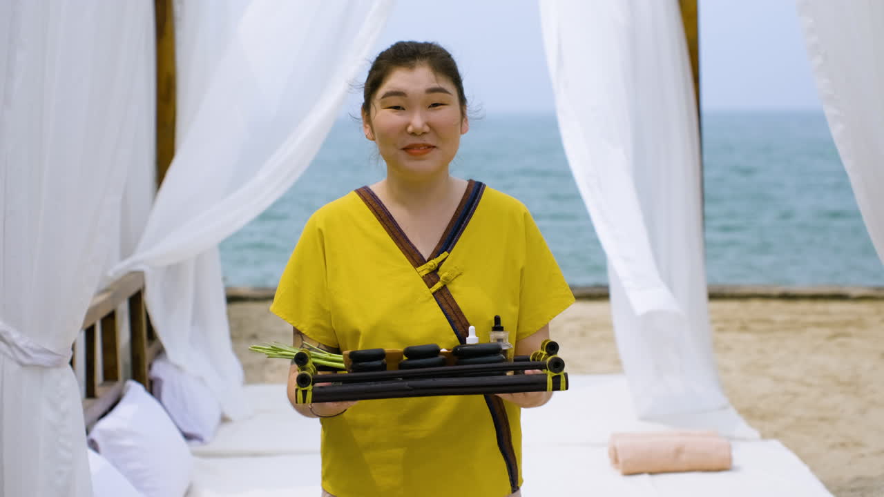 해변의 마사지사