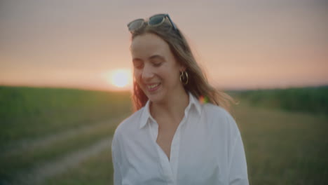 Smiling-Woman-Walking-Portrait