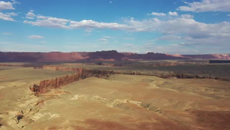 Aerial-View-Of-Canyon-Cliffs-Near-Utah,-USA---drone-shot