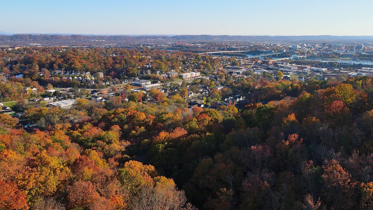 Aerial view of Hill City and North Shore from Stringers Ridge Park, Chattanooga, TN, USA
