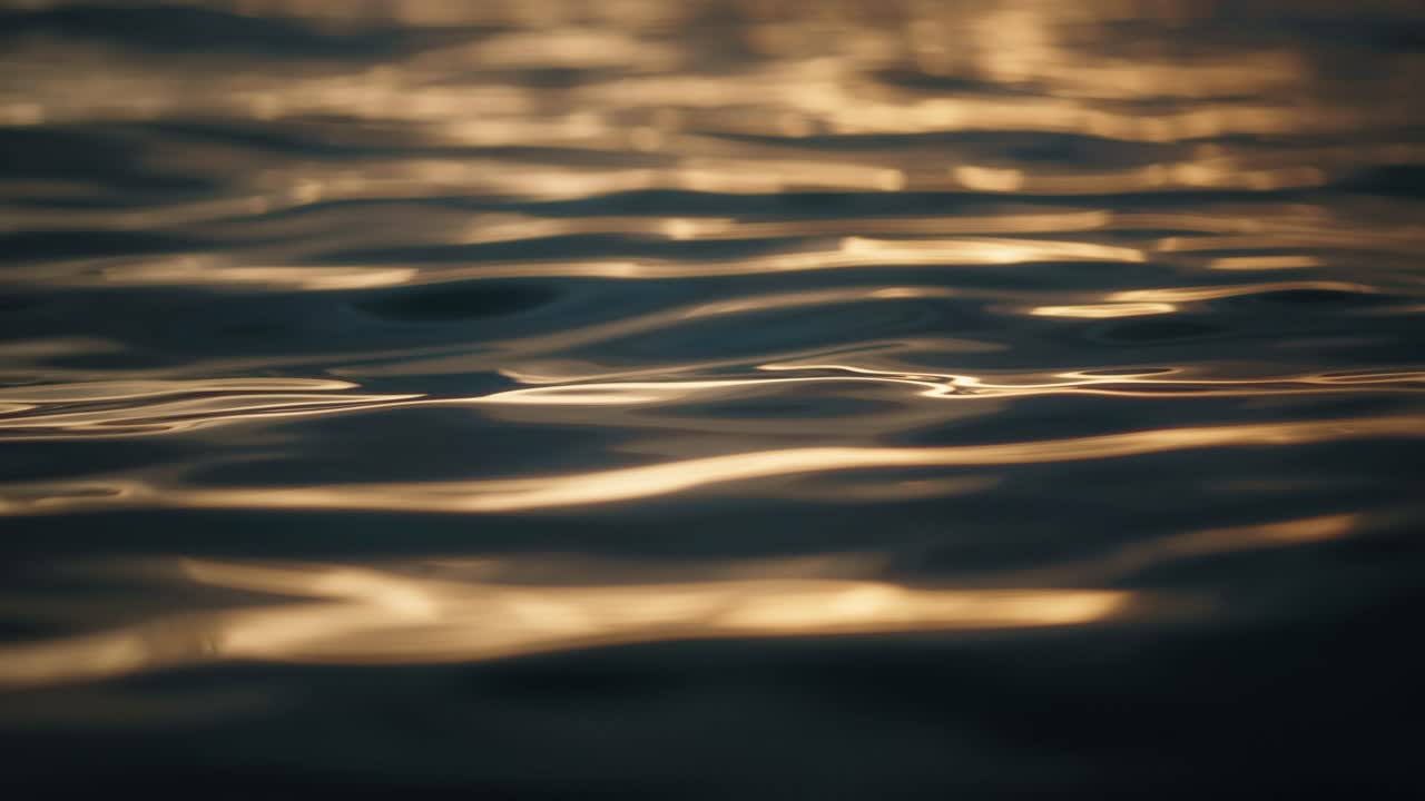 Dreamy Waves in Slow Motion 02