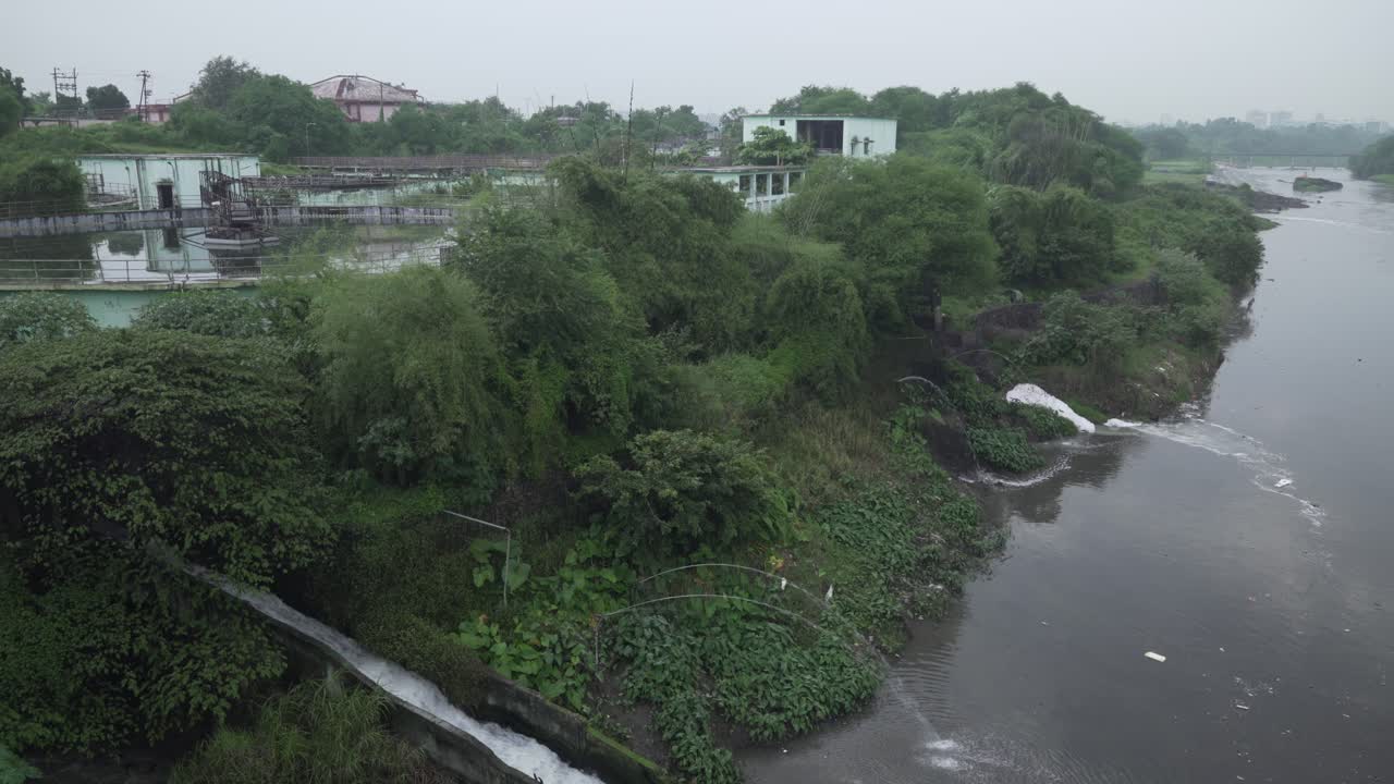 Closed Sewage Treatment Plant releasing toxic untreated industrial wastewater into Godavari River, Nashik city, Maharashtra
