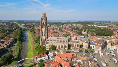 boston, lincolnshire: a historic uk market town, famed as the pilgrim fathers' home