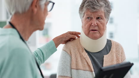 Arzt,-Tablet-Oder-Patient-In-Nackenstütze