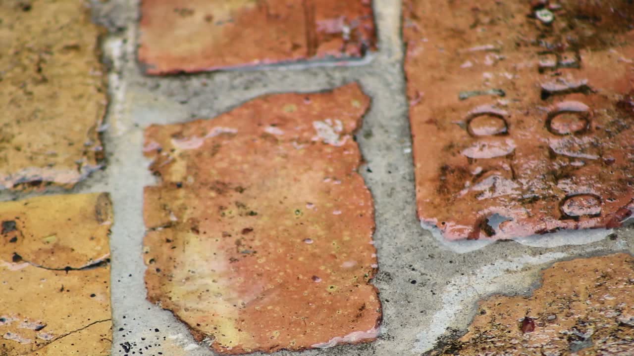 lluvia en el viejo día de cierre de ladrillo de chicago