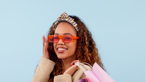 Sonnenbrille,-Gesicht-Oder-Glückliche-Frau-Mit-Einkaufstasche