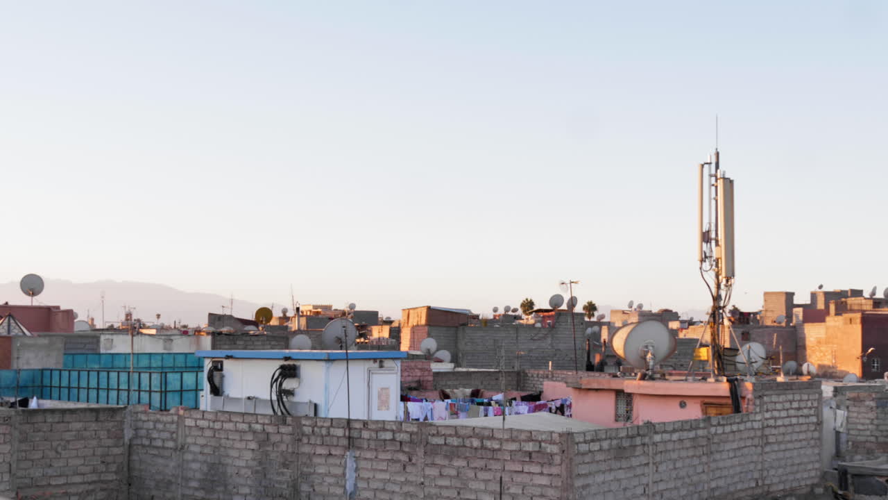 tejados de marrakech desde lo alto de un riad, marruecos norte de áfrica