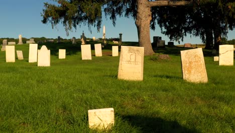 lápidas en el cementerio de gorham revelan la tumba de luman walters