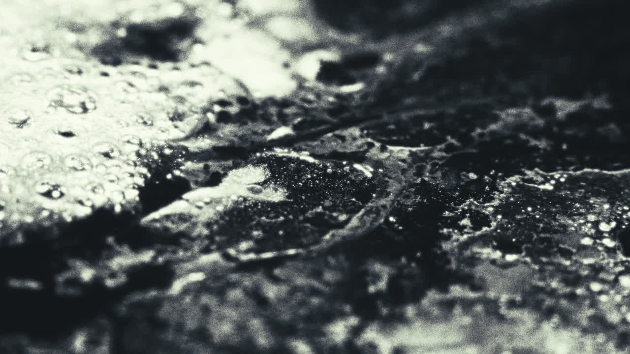 Old footage of weird science experiment - macro liquids