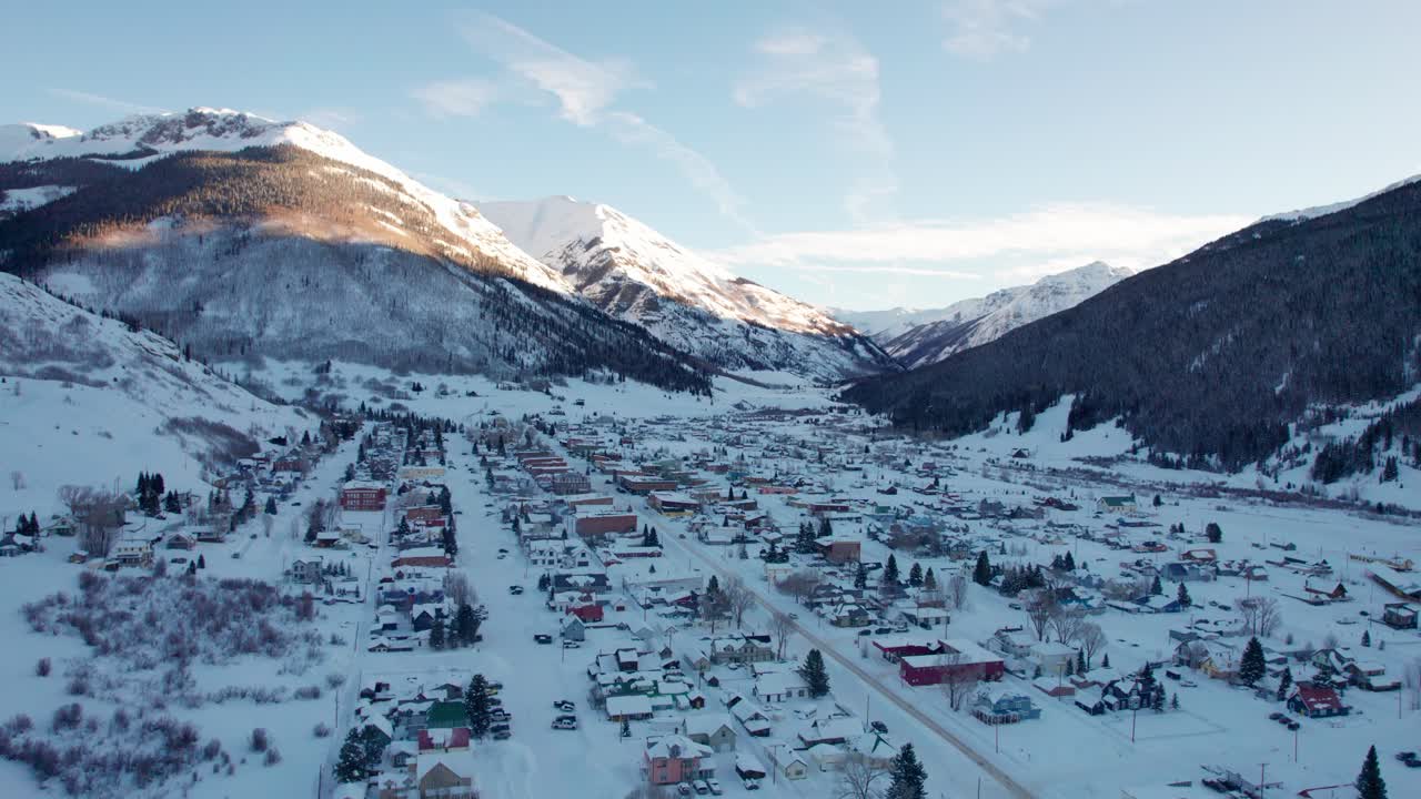 겨울에 공동 silverton의 드론 조감도 오버탑