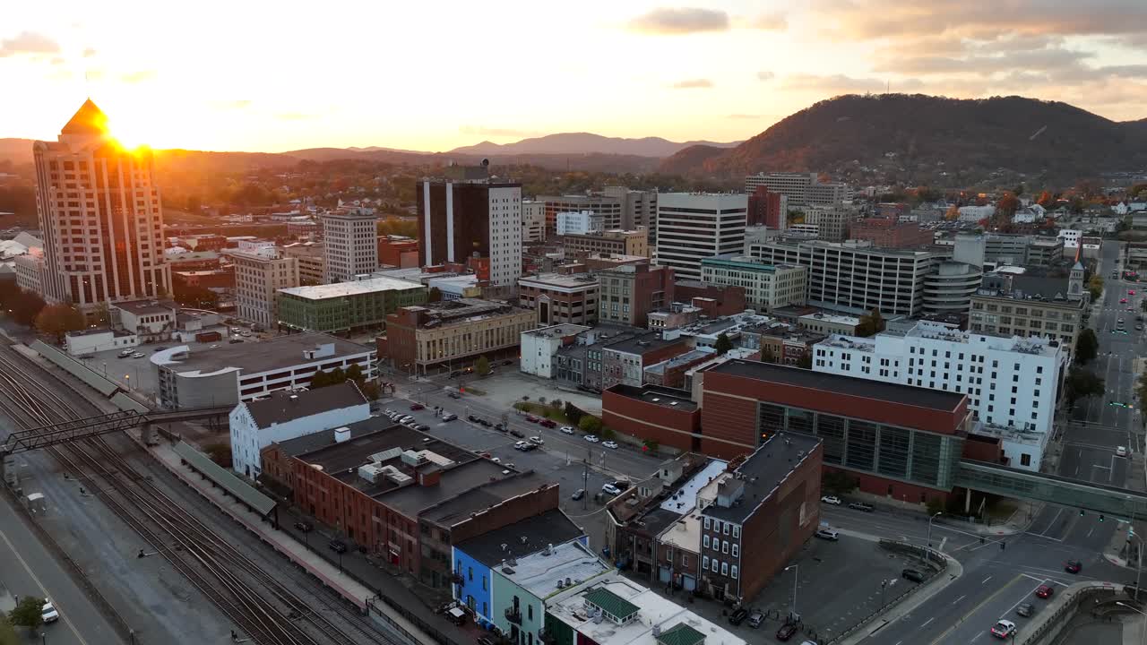 el atardecer en roanoke, virginia