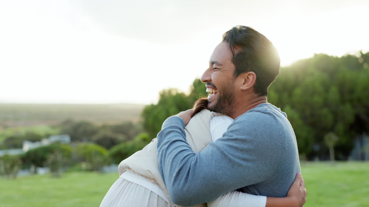 , 아버지와 딸의 야외 포옹