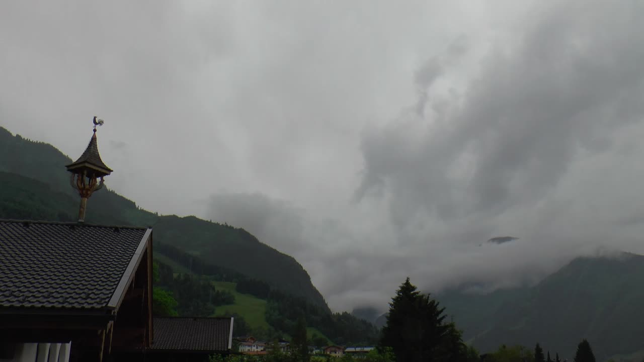 오스트리아 알프스의 구름