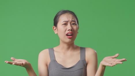 혼란 을 표현 하는 여자