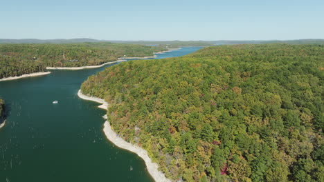 Panoramic-Aerial-View-Of-Autumnal-Forest-Lake-In-Eagle-Hollow-Cave,-Arkansas,-USA