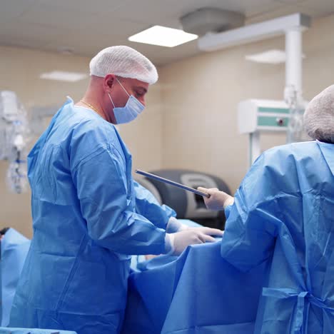 operating room, medical surgical robot, cancerous tumor removal surgery. modern medical equipment. minimally invasive robotic surgery